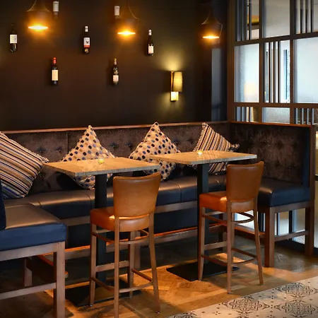 Hotell Hilton Kilmainham 4*