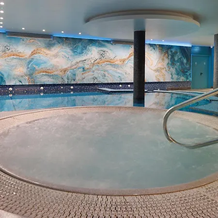 Hotell Hilton Kilmainham 4*