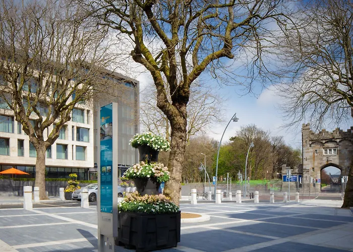 Hilton Kilmainham فندق 4*