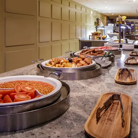 Hotel Hilton Kilmainham 4*