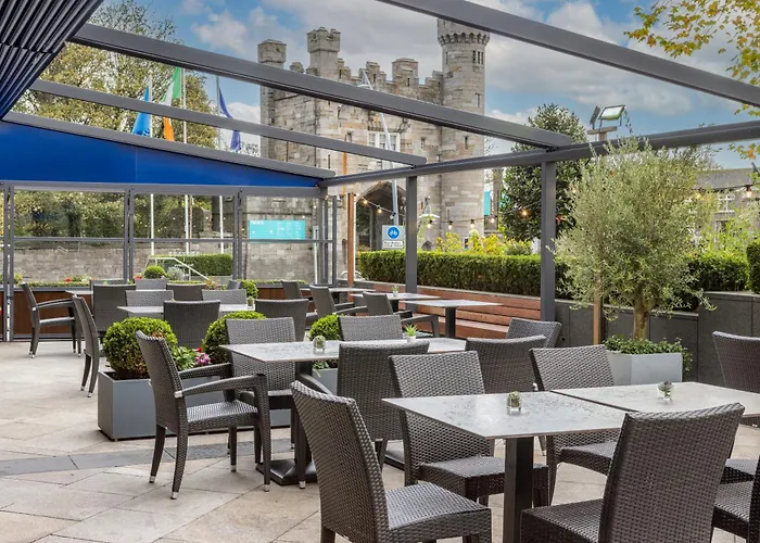 Hotell Hilton Kilmainham 4*