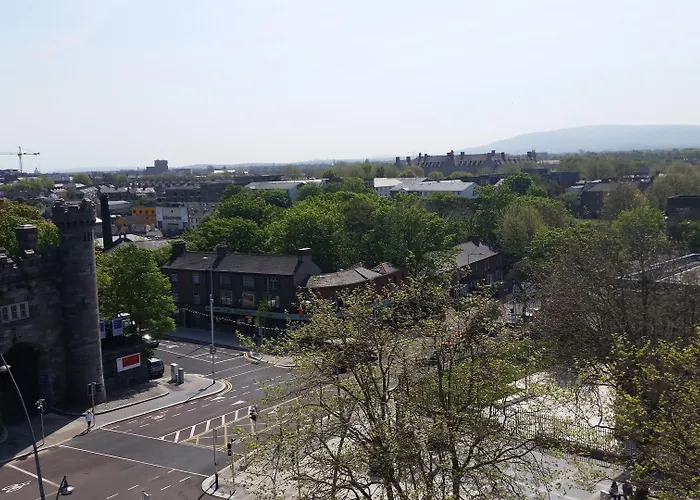 Hotell Hilton Kilmainham 4*