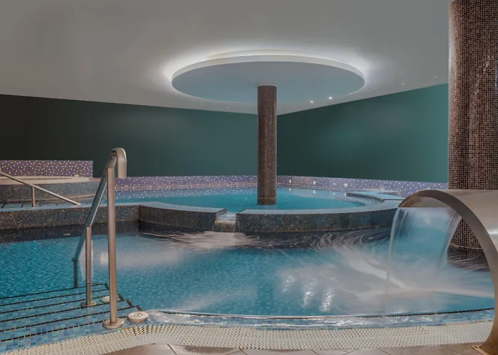 Hilton Kilmainham Hotell 4*