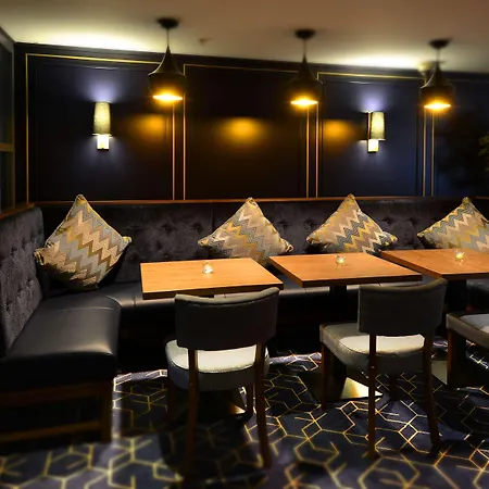 Hotel Hilton Kilmainham 4*